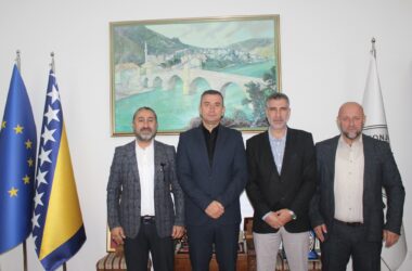 Gradonačelnik Ćatić primio delegaciju škole iz Istanbula