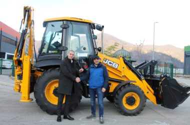 Općina Jablanica dobila novu radnu mašinu za komunalne usluge