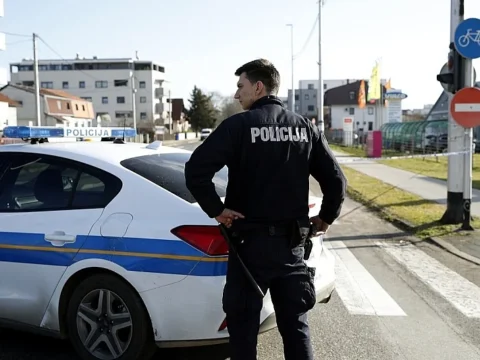 Državljanin BiH uhapšen u Hrvatskoj s više od 11 kilograma droge, policajci ga zatekli ispod automobila