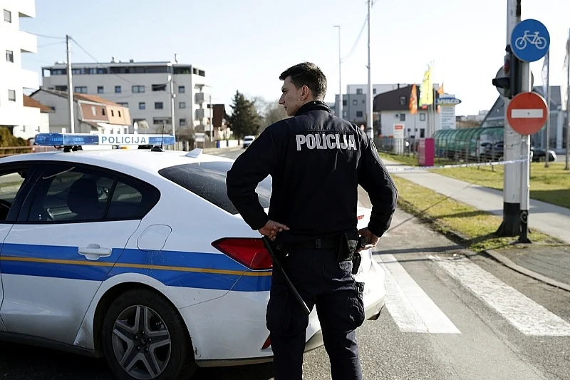 Državljanin BiH uhapšen u Hrvatskoj s više od 11 kilograma droge, policajci ga zatekli ispod automobila