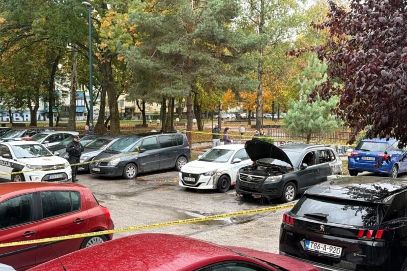Užasna noć na Grbavici i Hrasnom: Zapaljeno više automobila, uhapšena tri maloljetnika